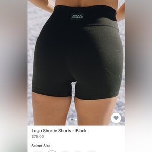 Daily Drills Logo shortie shorts in black